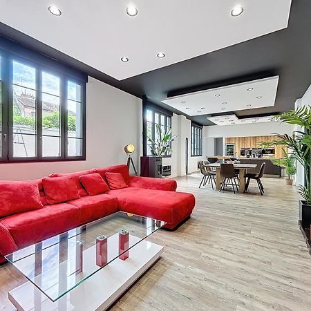 Loft Terrasse Avec Spa Proche Centre Historique มงต์ลูซง ภายนอก รูปภาพ